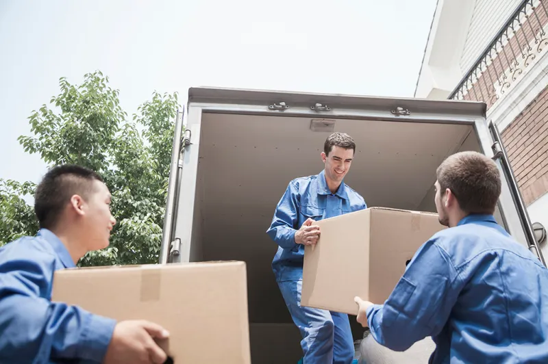 Local Movers of Tampa FL Can Help Residents Relocate